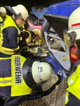 Arbeiten mit hydraulischem Rettungsgerät