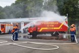 Übung der Jugendfeuerwehr - Löschen eines Lkws