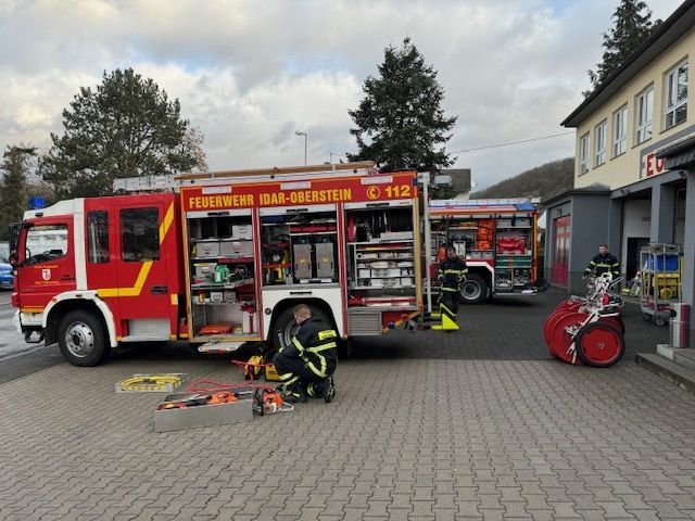 Prüfung Kettensägen und Pumpen