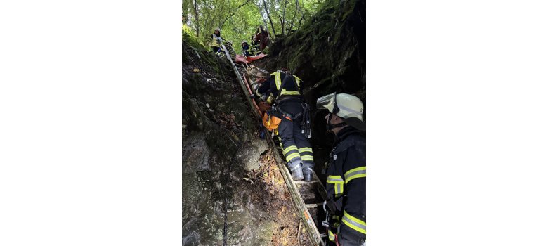 Rettung mit Schleifkorbtrage