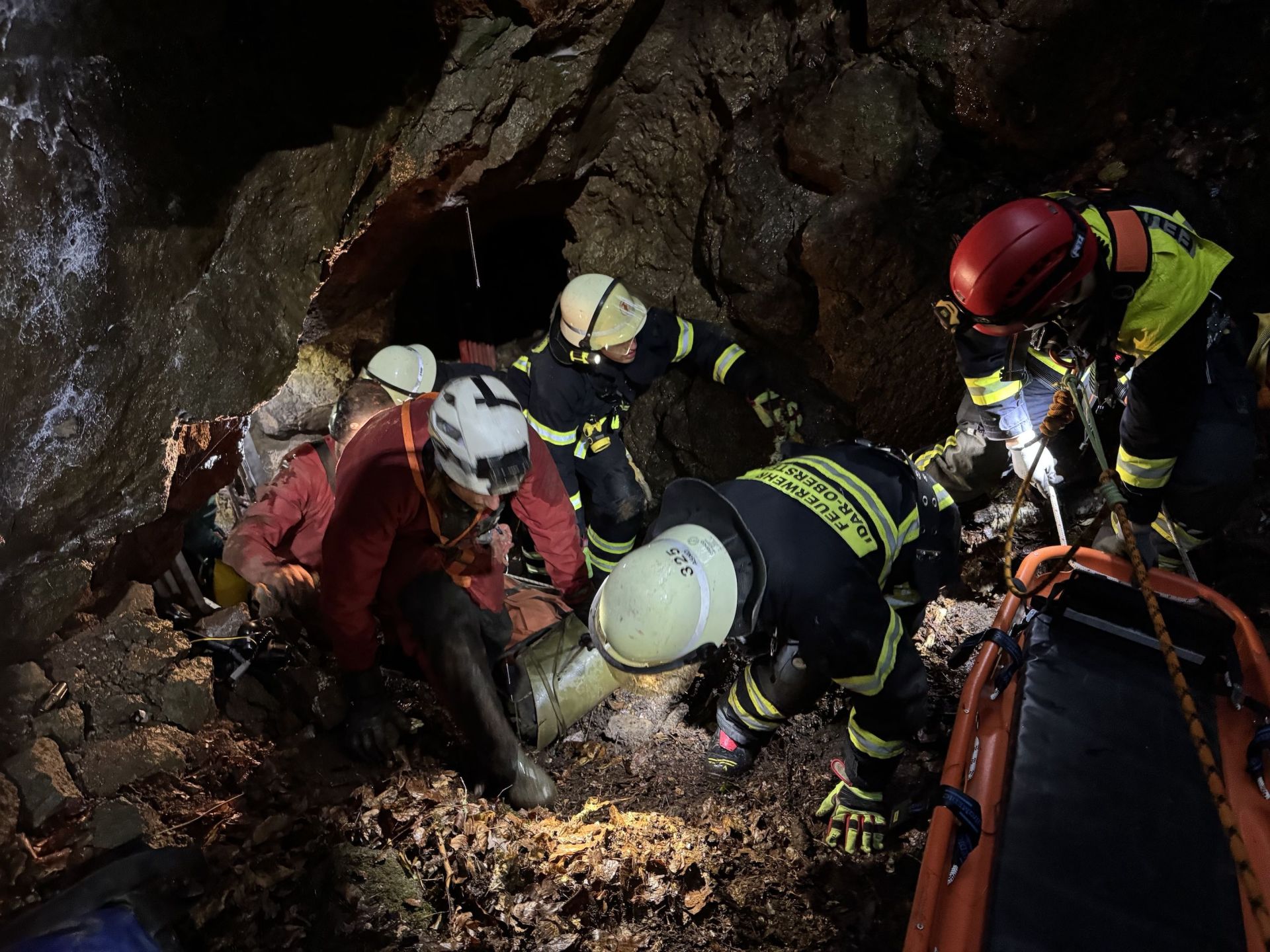 Höhlenrettung
