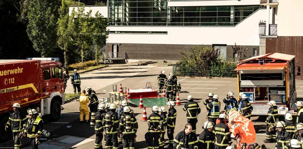 Einsatzkräfte am Einsartzort 